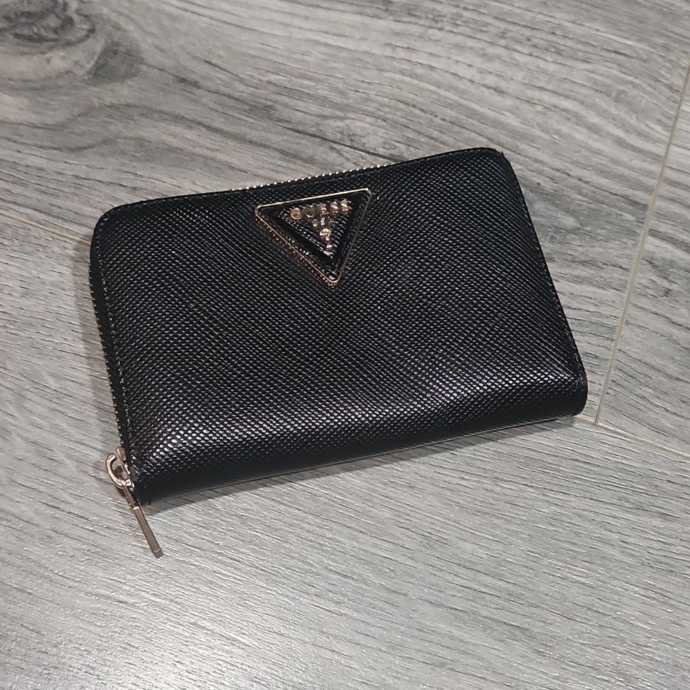 Guess Black Meridan Medium Zip Around Wallet